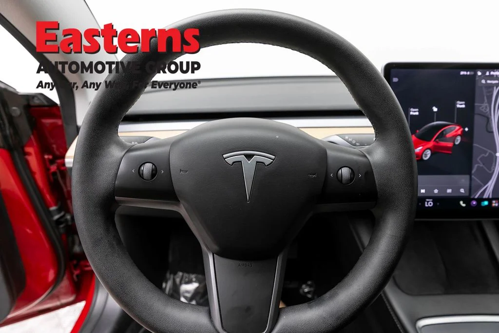 Used 2021 Red Tesla Standard Range Plus image 10