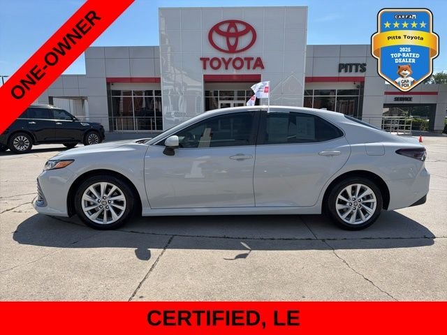 Used 2023 White Toyota LE image 8