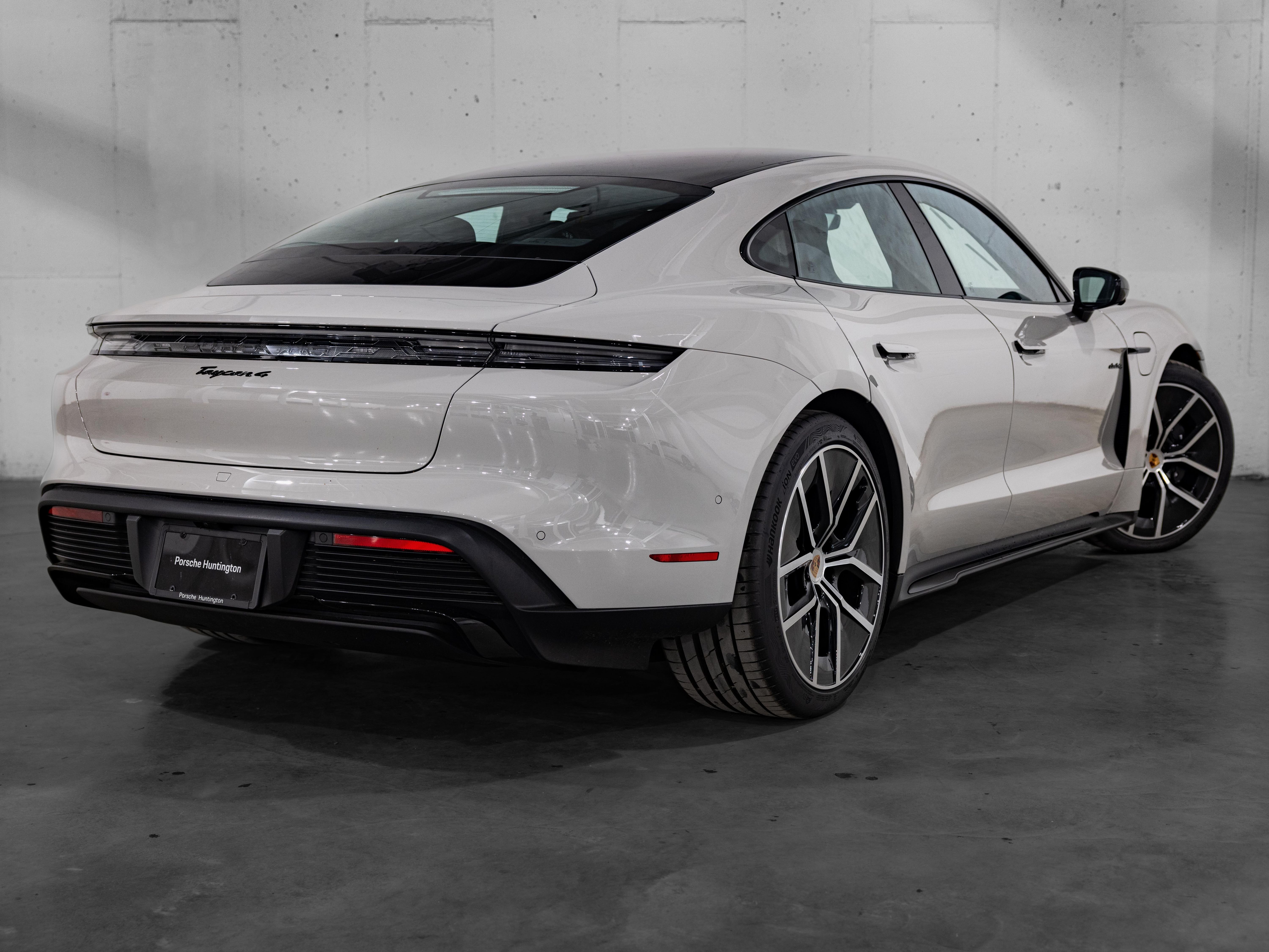 New 2026 Chalk Porsche 4 image 8