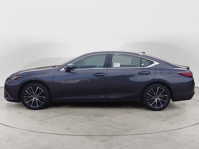 2025 Lexus ES 350 - Photo 2