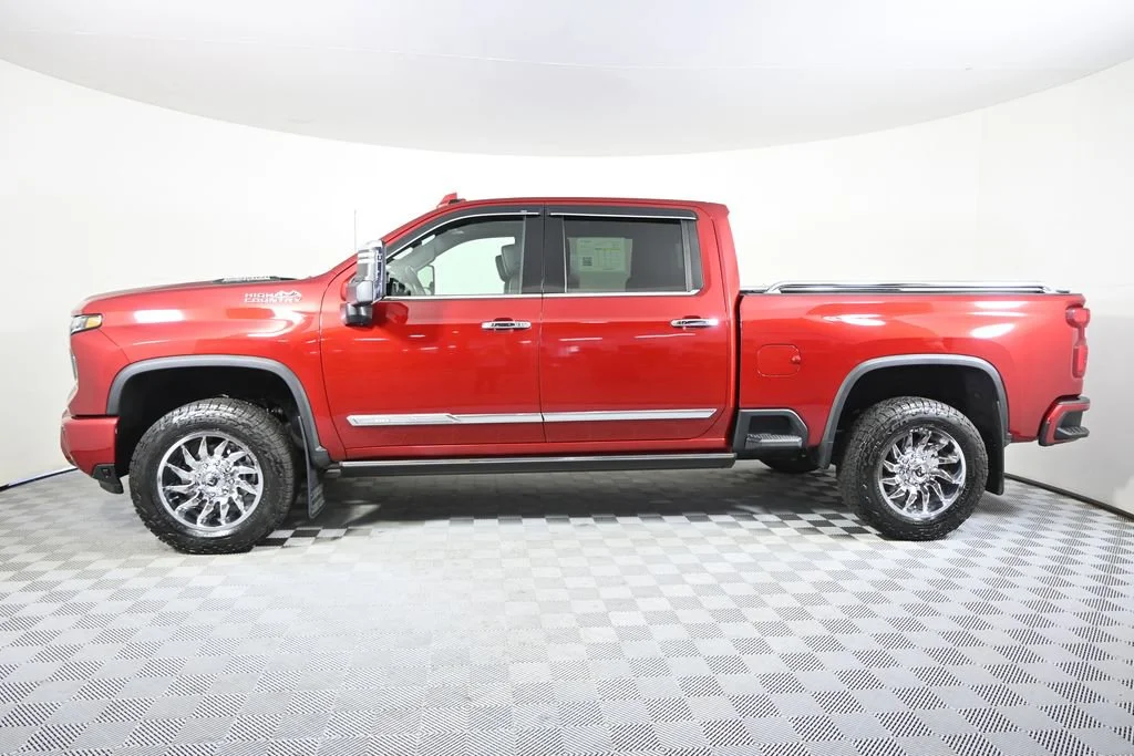 Used 2024 Chevrolet Silverado 3500HD High Country with VIN 1GC4YVEY3RF273403 for sale in Forest Lake, Minnesota