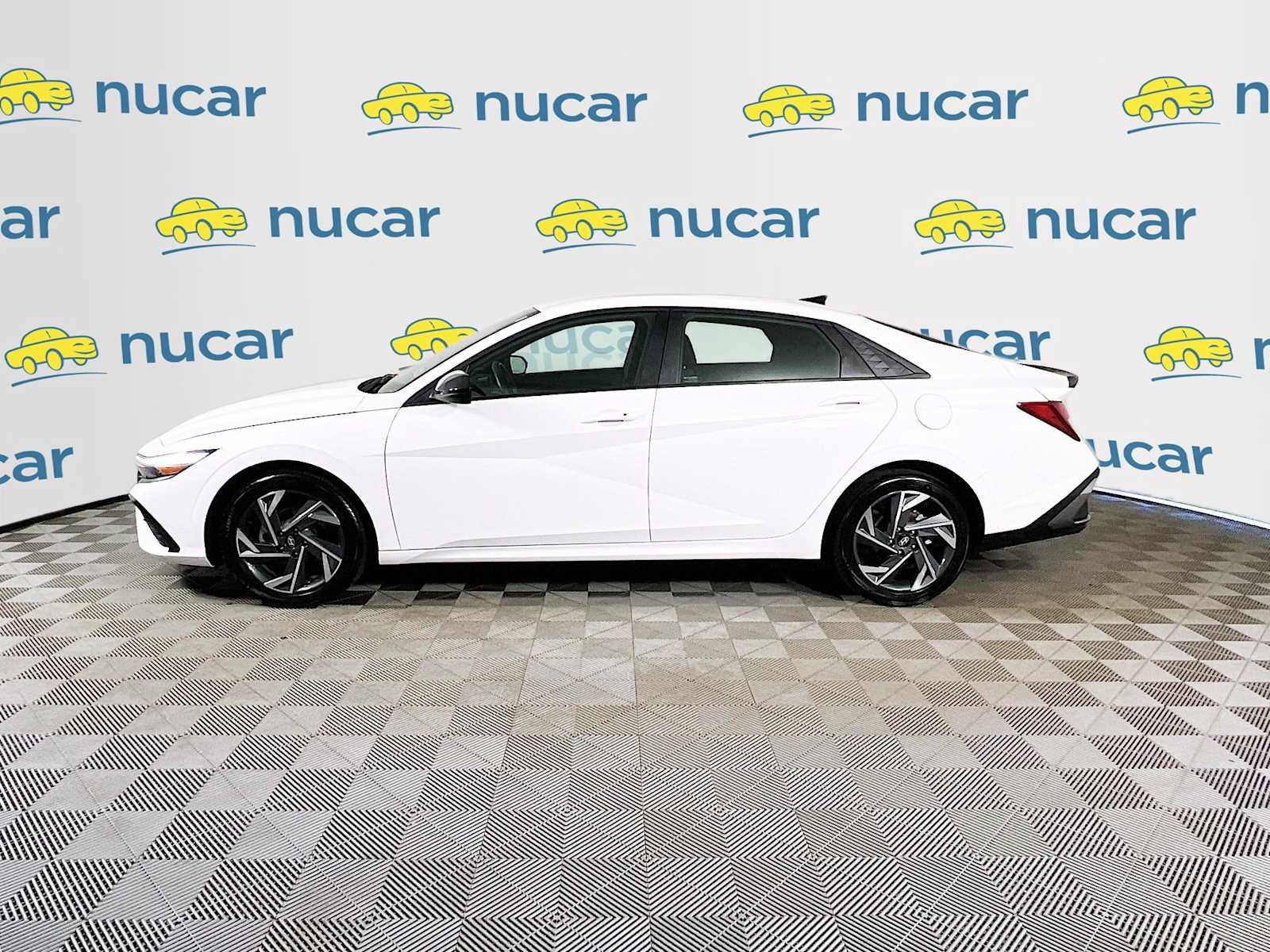 Used 2025 Serenity White Hyundai SEL Sport image 4
