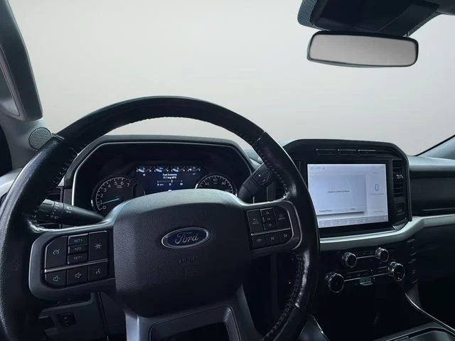 Used 2022 Black Ford XLT image 9