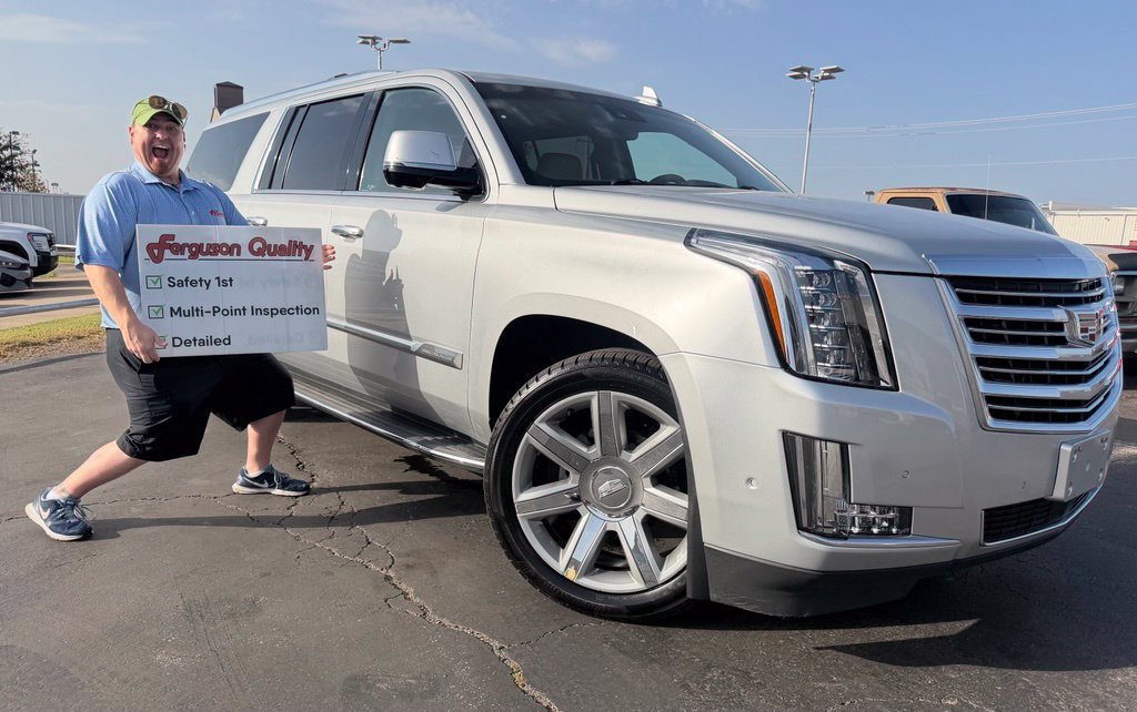 2017 Cadillac Escalade ESV Luxury