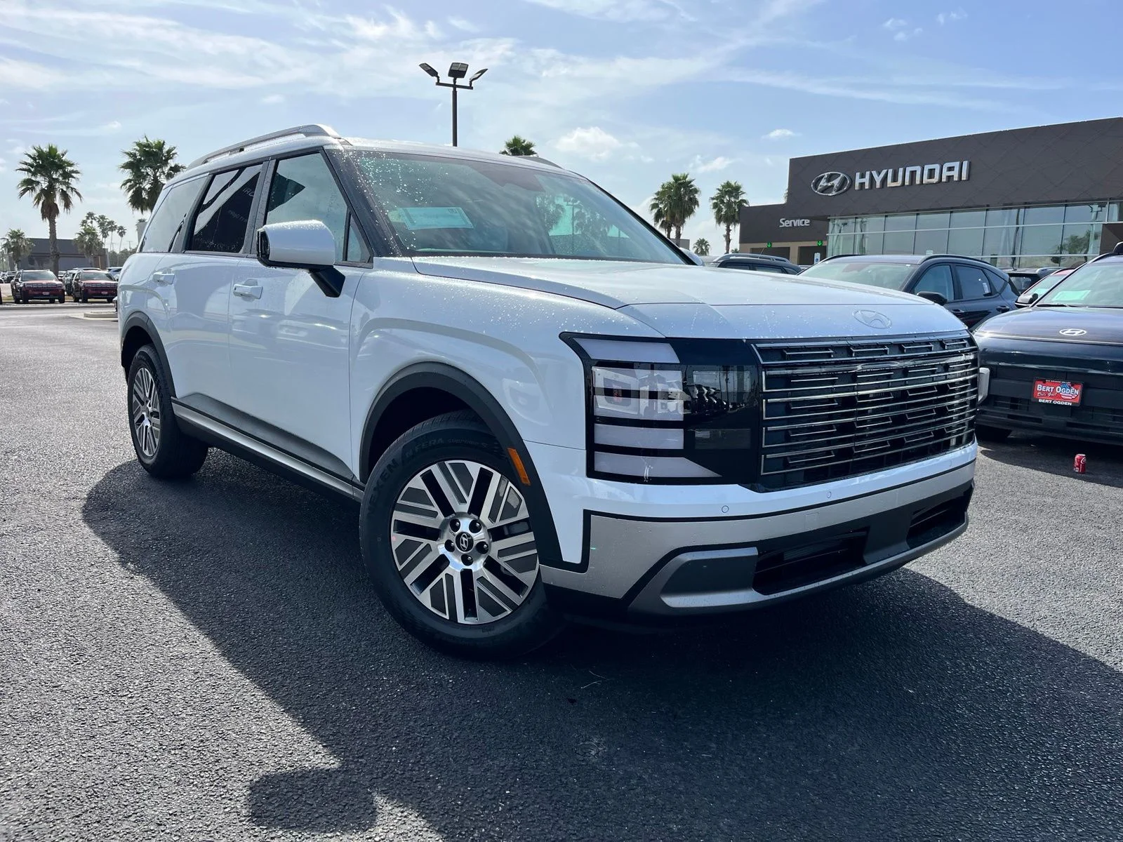 New 2027 White Hyundai Blue SEL image 1