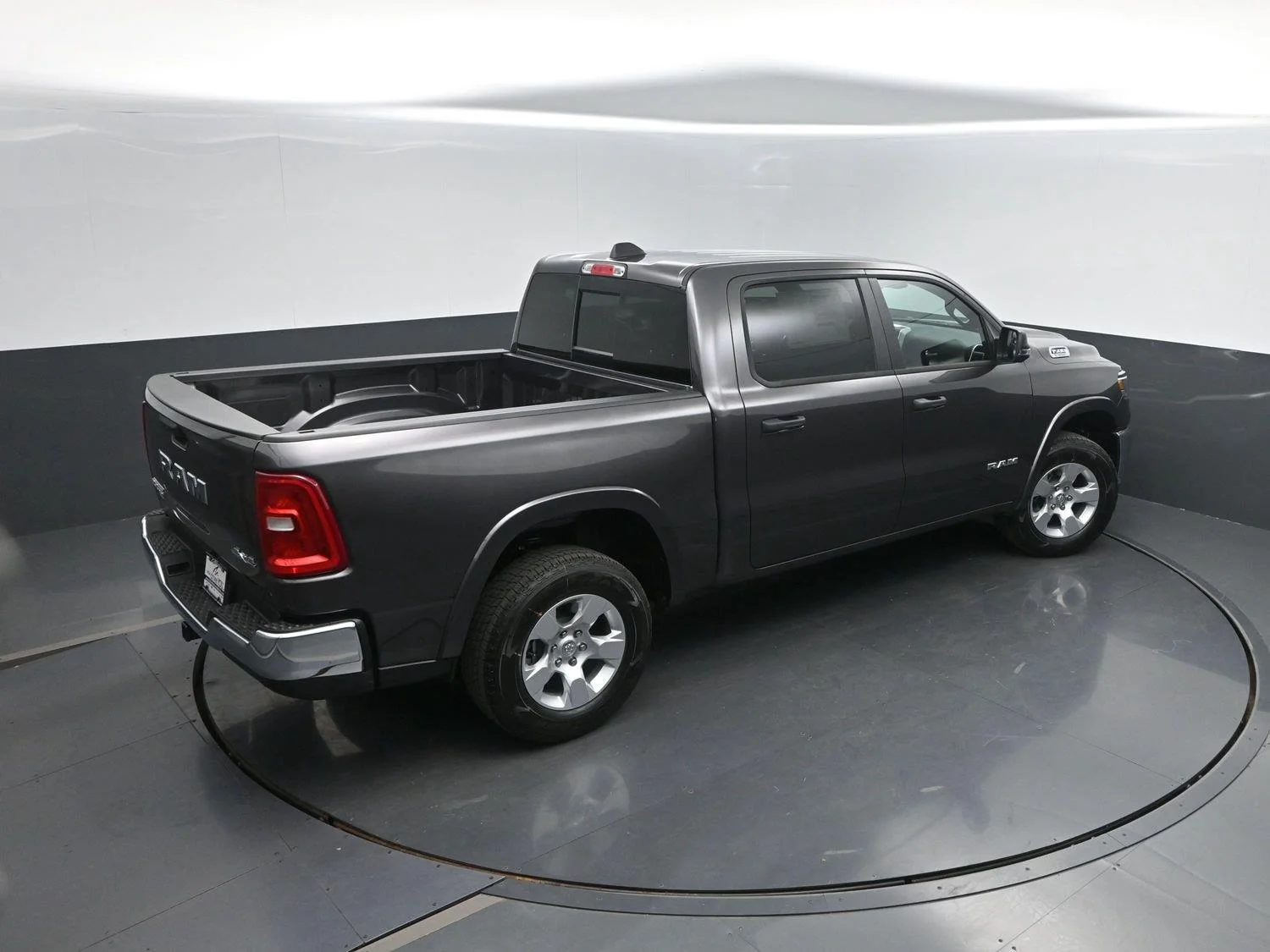New 2027 Granite Crystal Metallic Clear-Coat Exterior Paint RAM Big Horn image 39