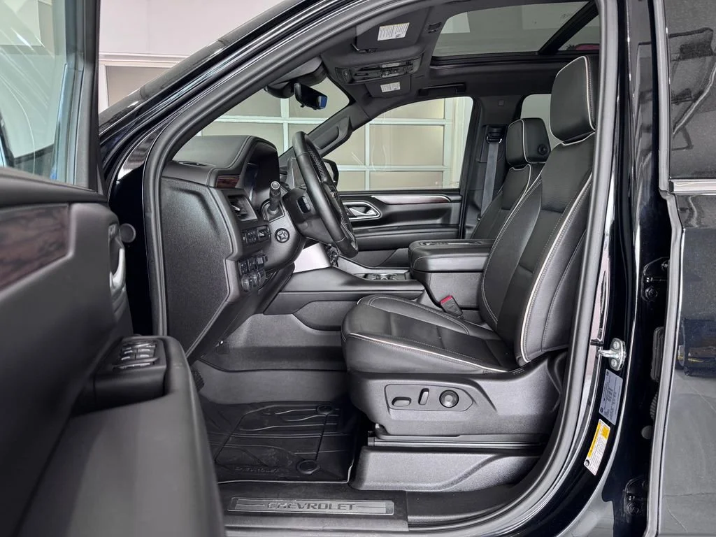 2024 Chevrolet Suburban Premier - Photo 13