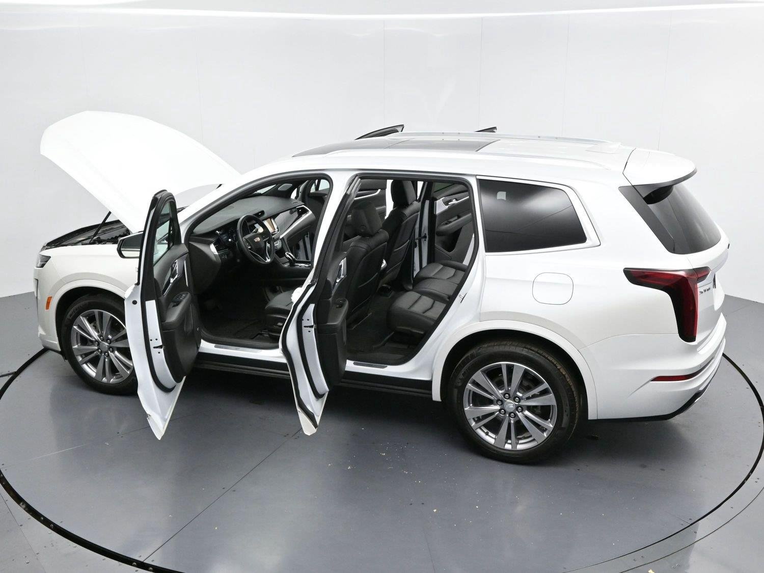 Used 2024 Crystal White Tricoat Cadillac Premium Luxury image 33