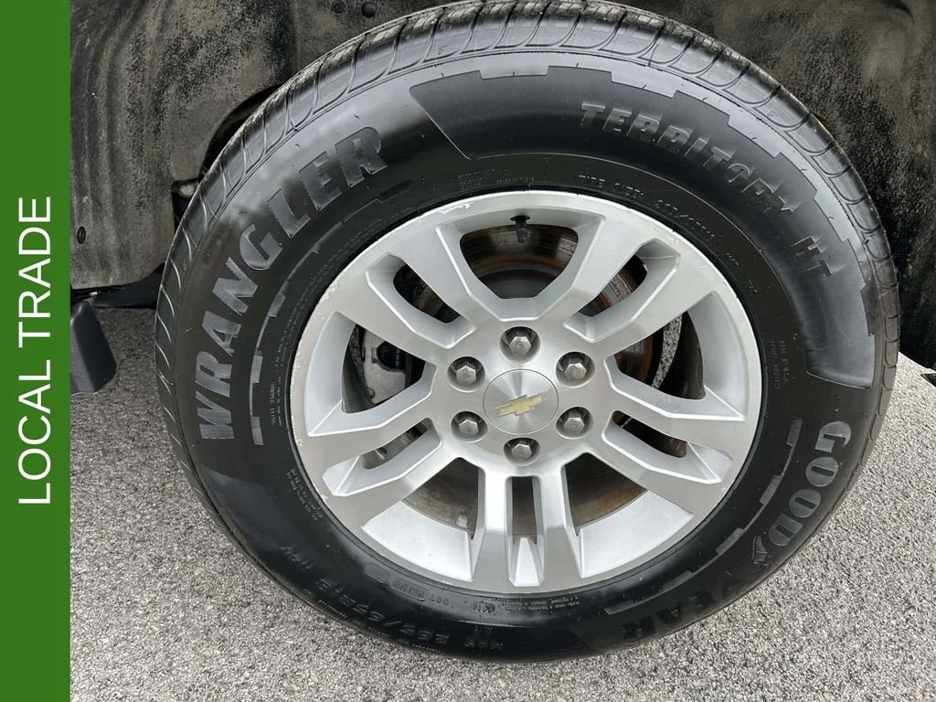 Used 2020 BLACK Chevrolet LT image 10