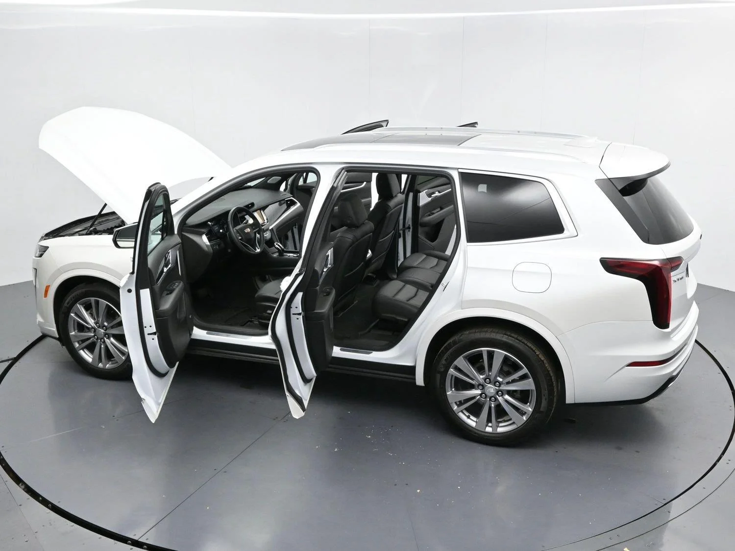 Used 2024 Crystal White Tricoat Cadillac Premium Luxury image 33