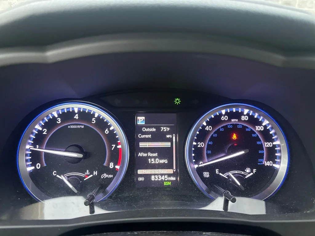 Used 2018 Shoreline Mist Toyota Limited Platinum image 24