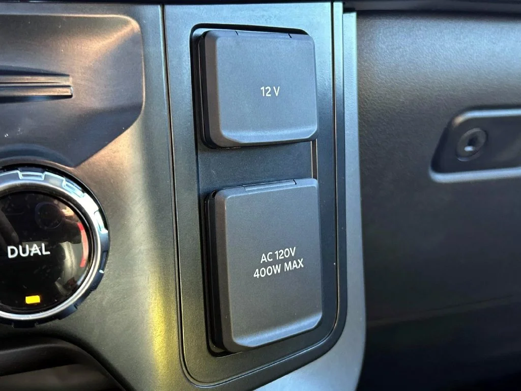 Used 2026 Agate Black Metallic Ford Lariat image 32