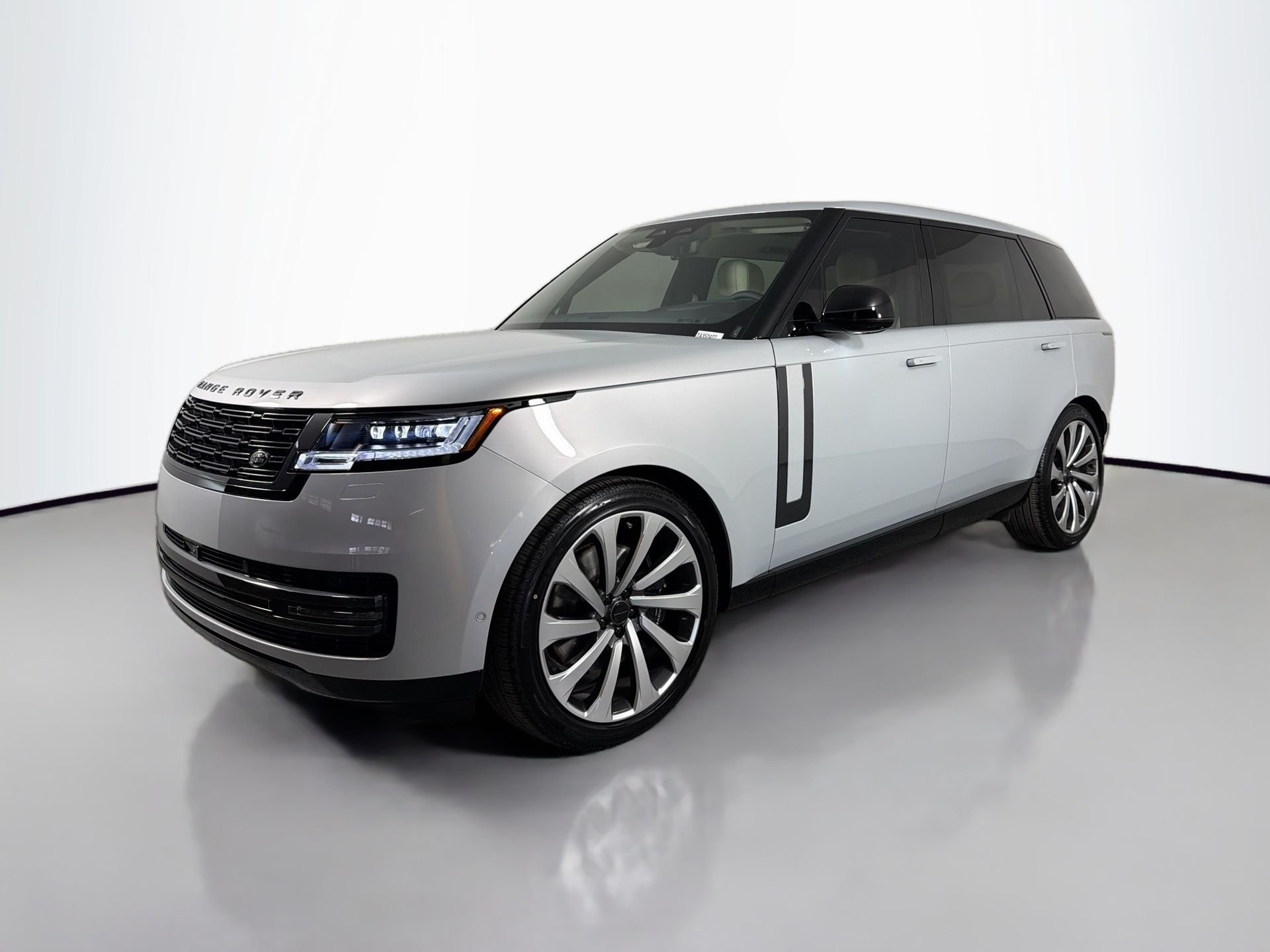 2026 Land Rover Range Rover SE