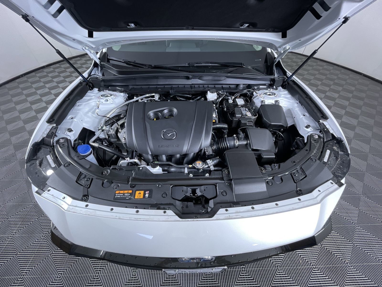 New 2026 Wind Chill Pearl Mazda 2.5 S Premium image 28