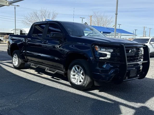 Pre-Owned 2022 Chevrolet Silverado 1500 RST With Navigation