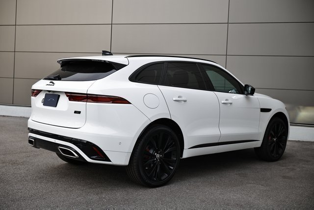 2026 Jaguar F-Pace R-Dynamic S - Photo 12