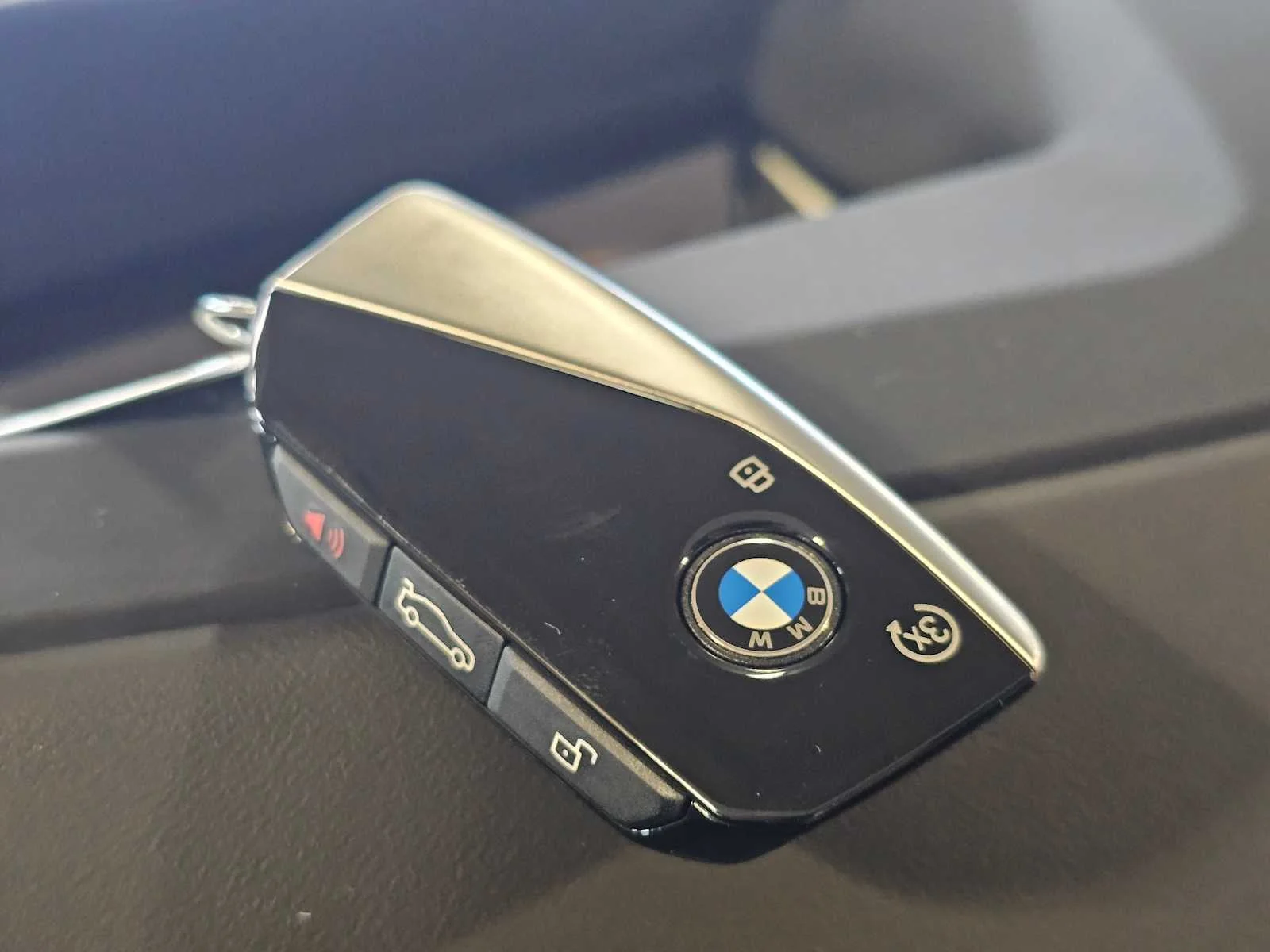 New 2027 Mineral White Metallic BMW xDrive40i image 36