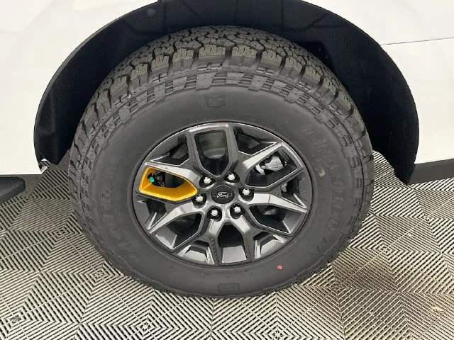 New 2026 White Ford Tremor image 24