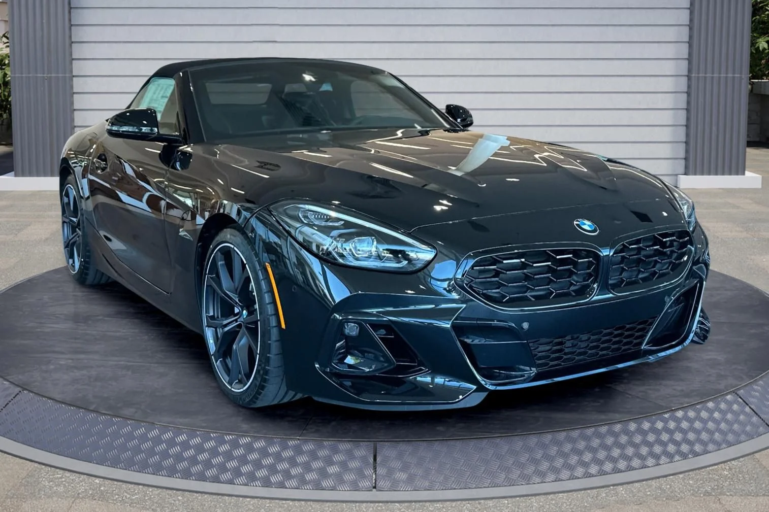 New 2026 Black BMW sDrive30i image 6