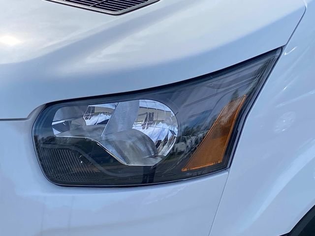 New 2026 White Ford Base image 4
