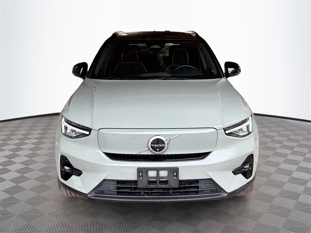 Used 2023 Volvo XC40 Plus with VIN YV4ED3UL4P2106477 for sale in West Park, FL