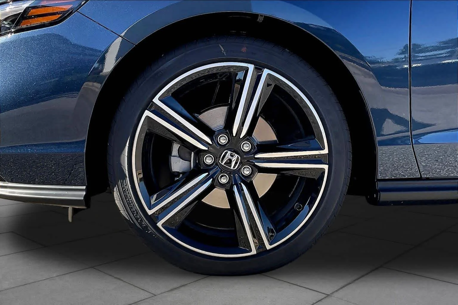 New 2026 Canyon River Blue Metallic Honda SE image 11