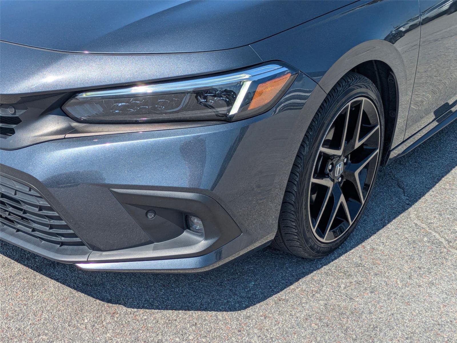 Used 2022 Meteorite Gray Metallic Honda Sport Touring image 8