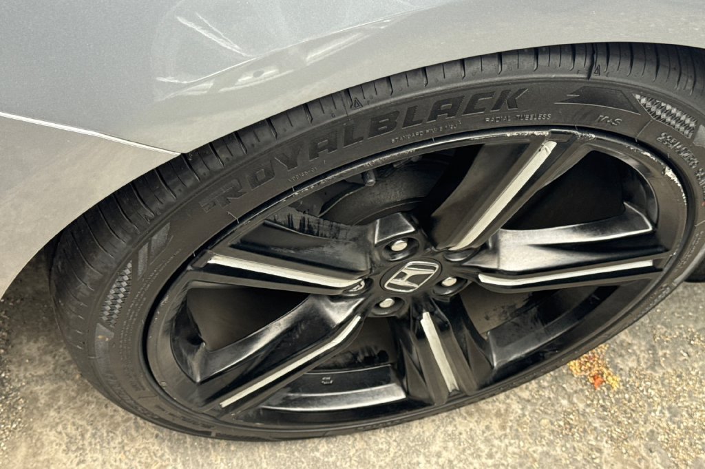 Used 2024 Solar Silver Metallic Honda Sport-L image 4