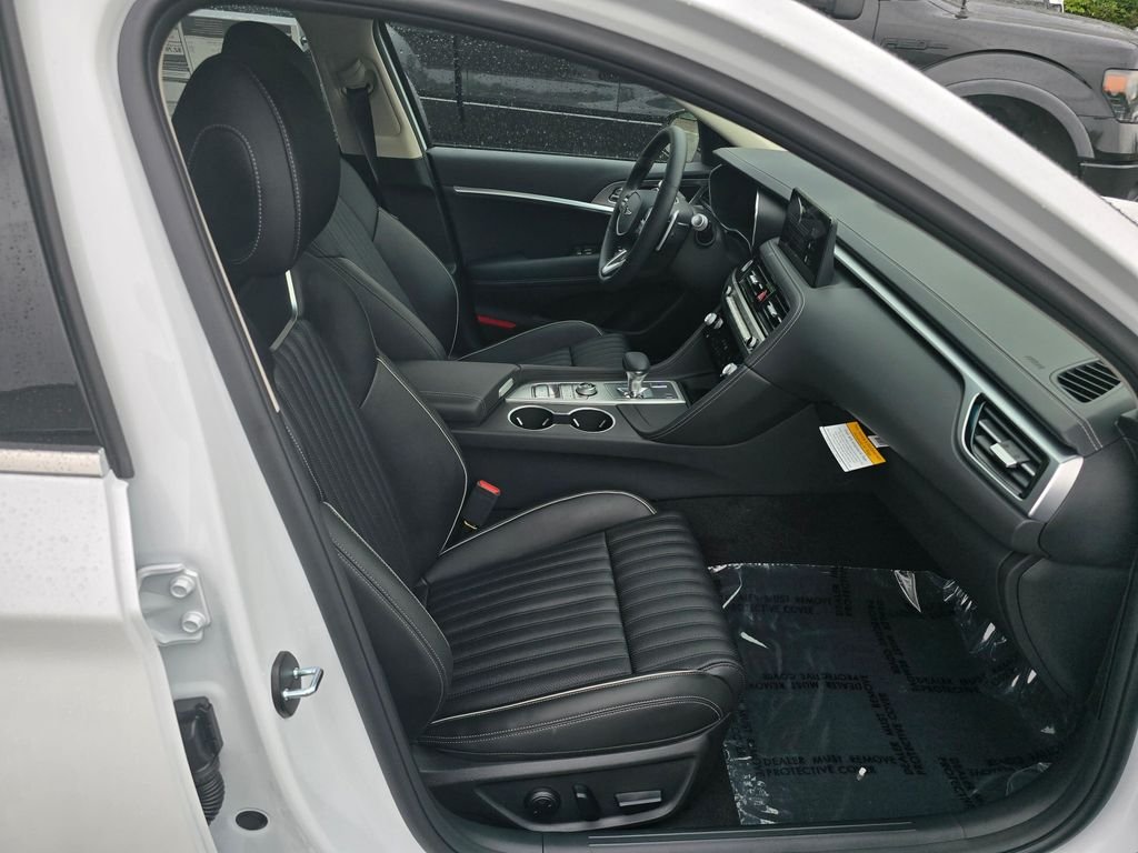 New 2026 White Genesis 2.5T PRESTIGE image 11
