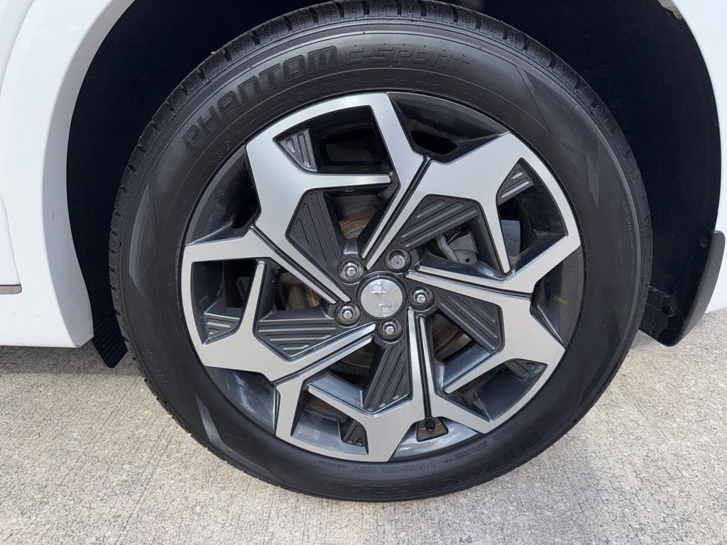 Used 2022 White Hyundai Calligraphy image 49