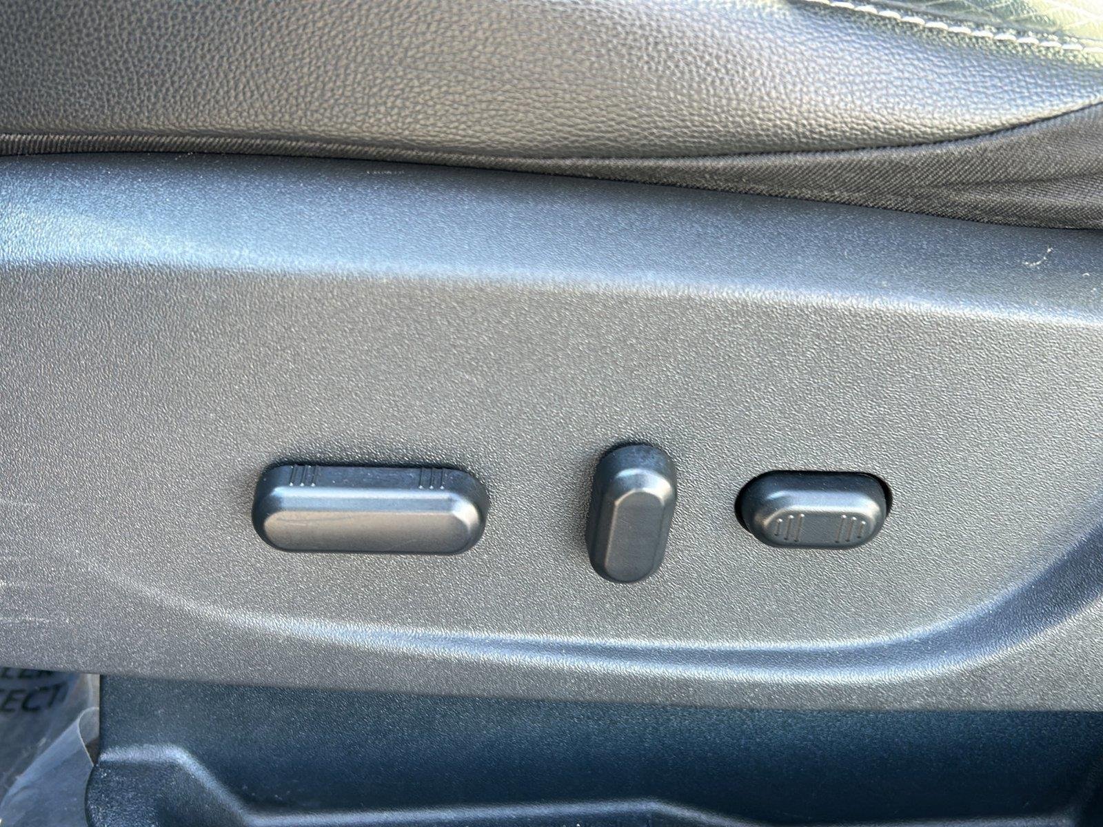 Used 2017 Shadow Black Ford Titanium image 19