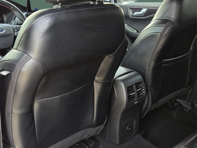 Used 2025 Silver Ford ST-Line image 26