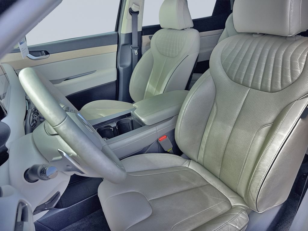 2024 Hyundai Palisade Limited - Photo 11