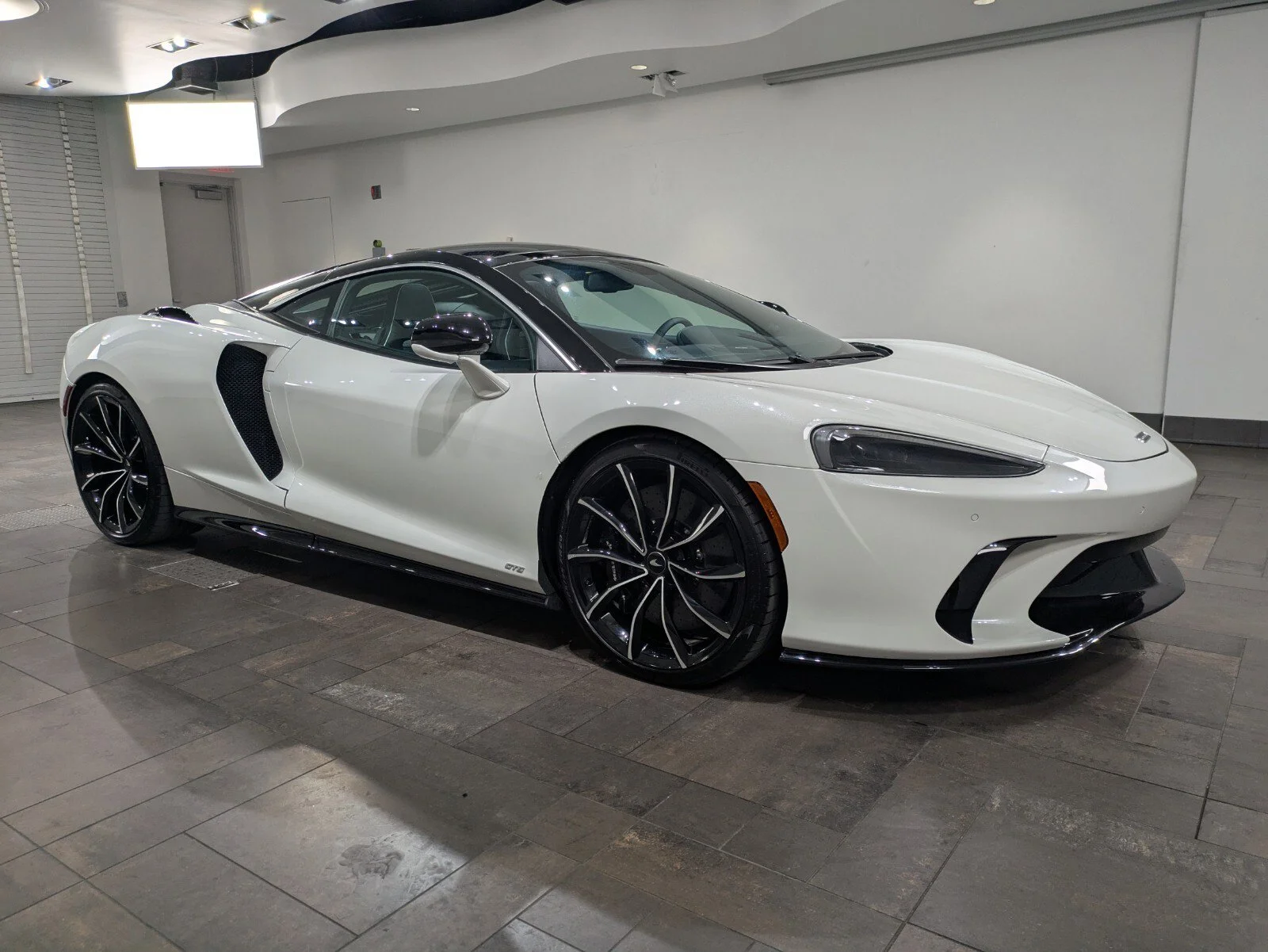 2025 McLaren GTS Base - Photo 22