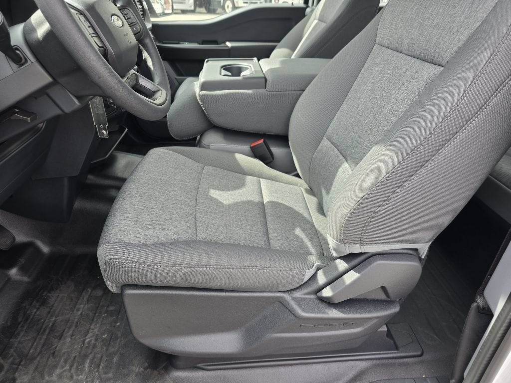 New 2026 Oxford White Ford XL image 33
