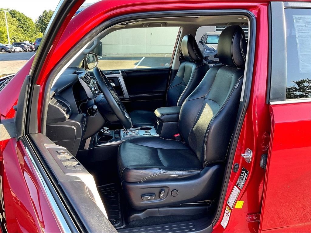 Used 2016 Barcelona Red Metallic Toyota Limited image 10
