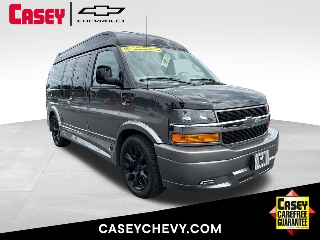 2023 Chevrolet Express 2500 Work Van HD's photo