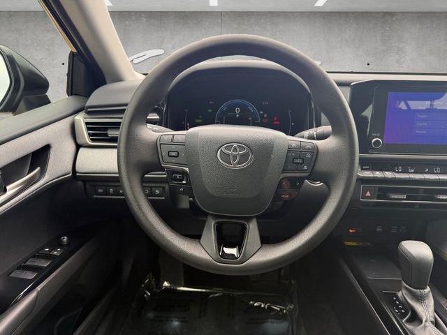 Used 2025 UNDERGROUND Toyota LE image 22