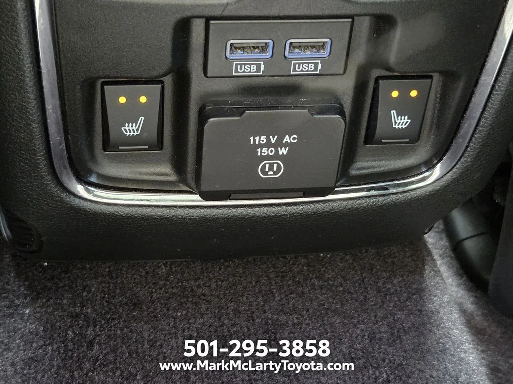 Used 2018 White Jeep Limited image 13