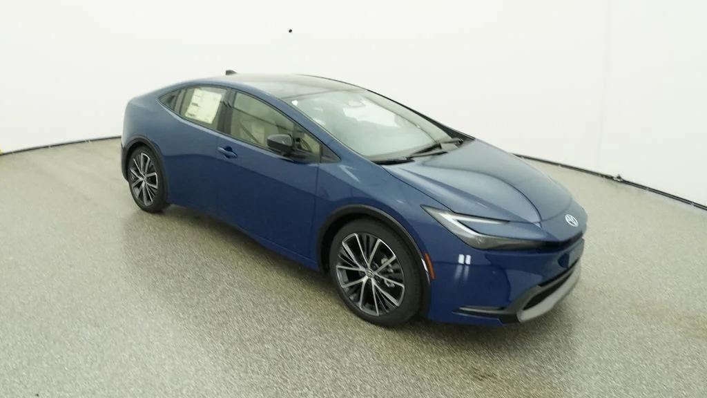 New 2026 Reservoir Blue Toyota XLE image 18