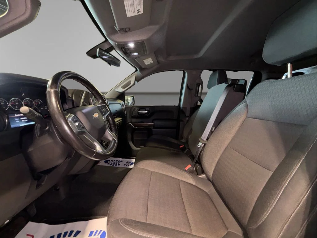 Used 2020 Shadow Gray Metallic Chevrolet LT image 12