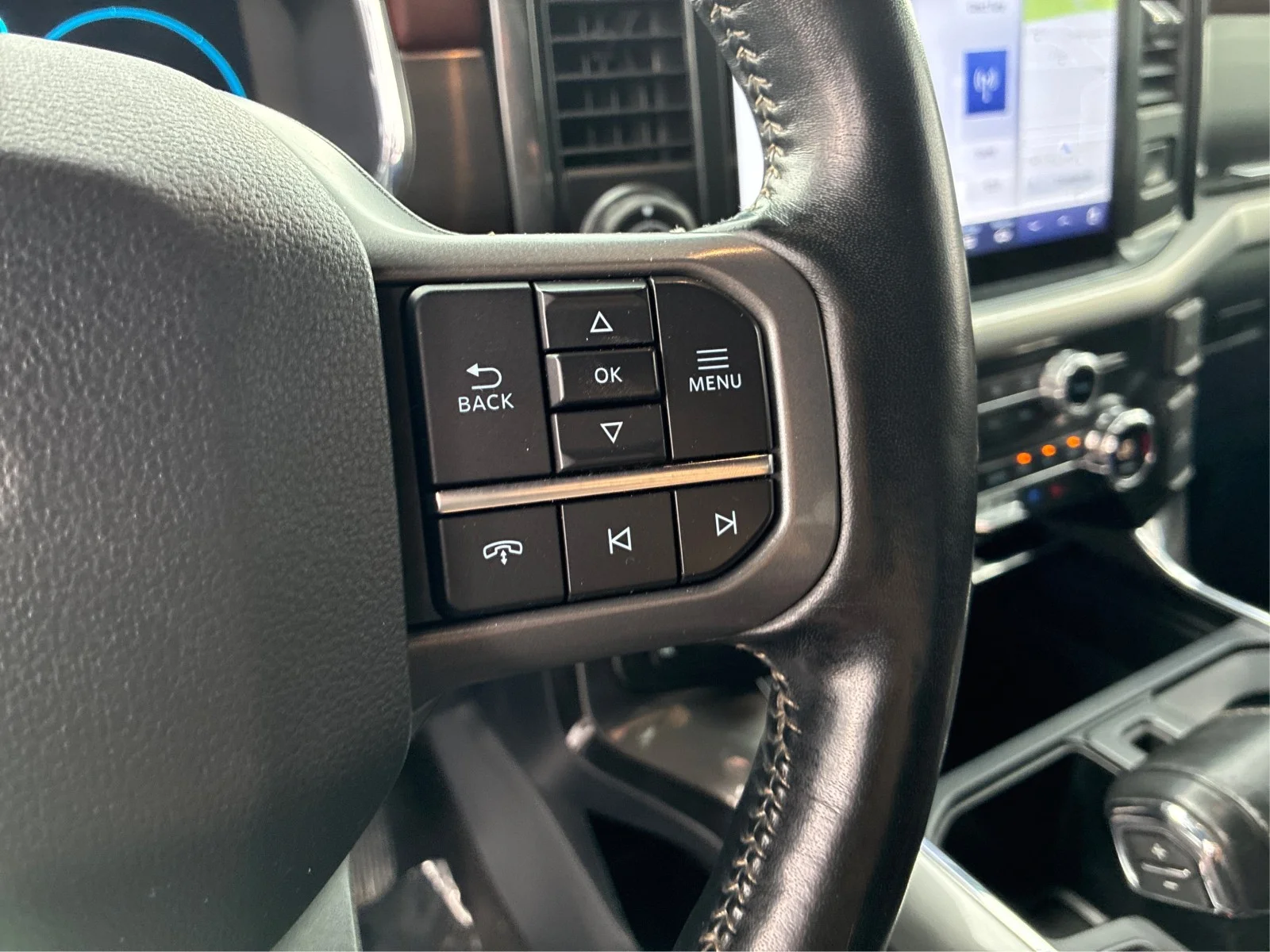 Used 2021 White Ford LARIAT image 23
