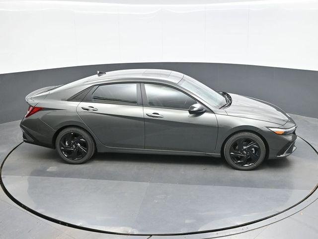 New 2026 Gray Hyundai SEL Sport Plus image 16