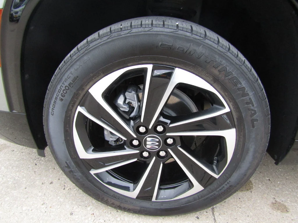Used 2025 Moonstone Gray Metallic Buick Sport Touring image 35