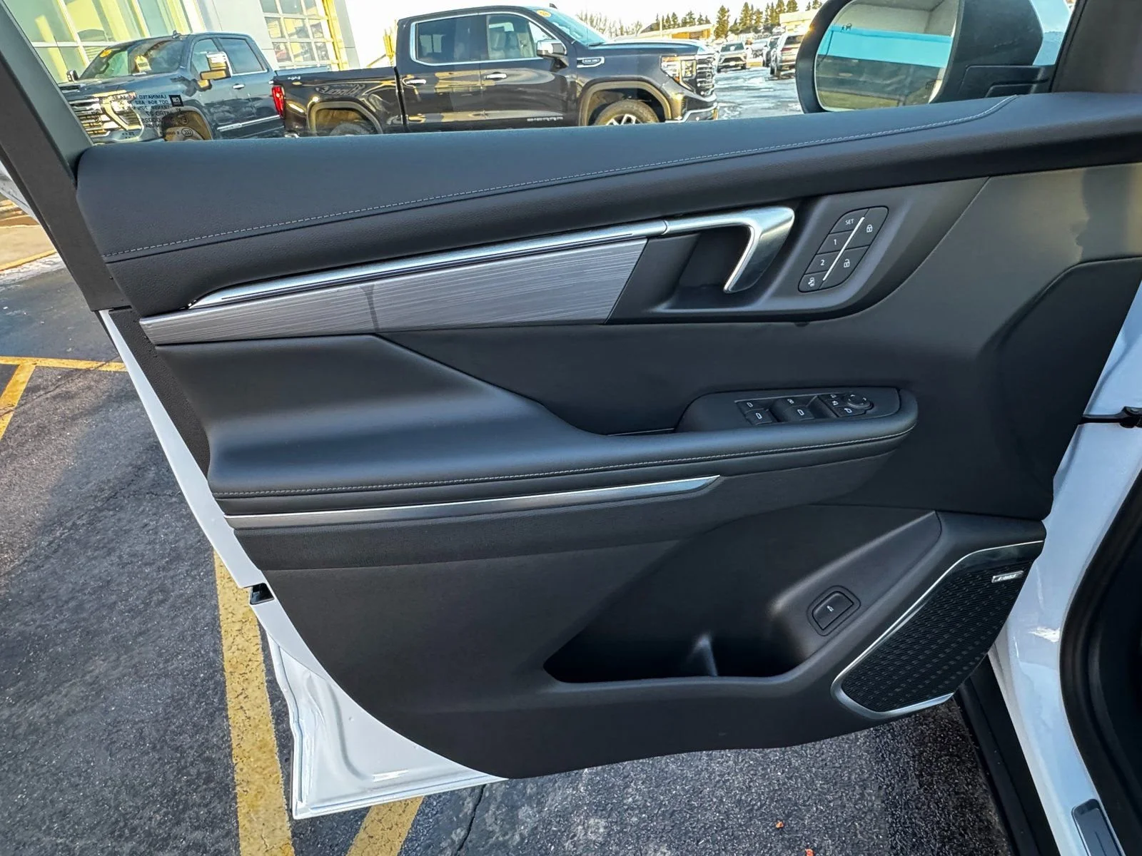 2026 Buick Enclave Preferred - Photo 14