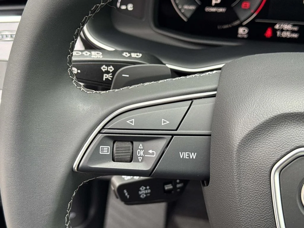 Used 2025  Audi  image 28