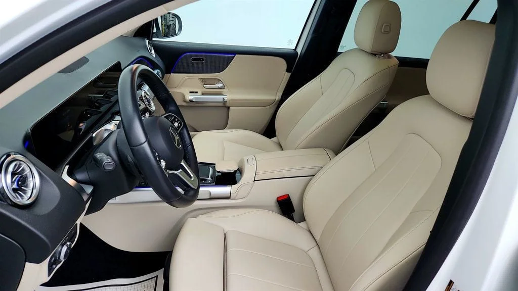 Used 2022 Polar White Mercedes-Benz EQB 300 4MATIC® SUV w/ Pinnacle Pkg & Driver Assistance Pkg Lite image 20