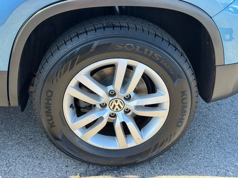 Used 2017 Blue Volkswagen 2.0T S image 10