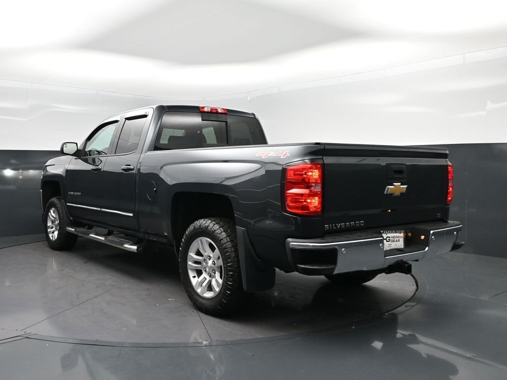 Used 2017 Gray Chevrolet LT image 5