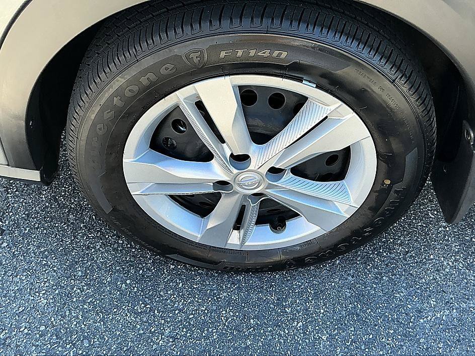Used 2025 Gun Metallic Nissan S image 10